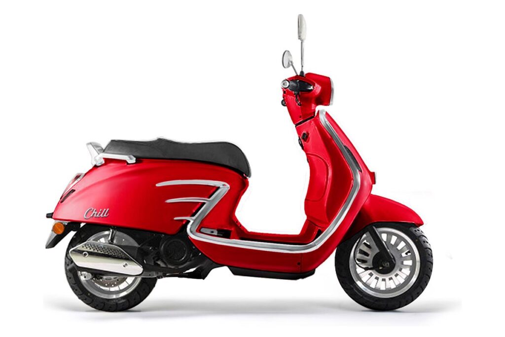 Los scooter de 125 para el carnet de coche más baratos de cada marca en 2024 13 UM Motorcycles Chill