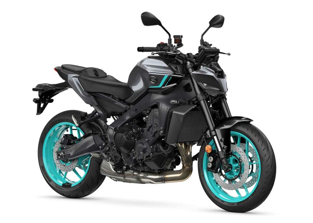 Yamaha MT-09, negro, verde