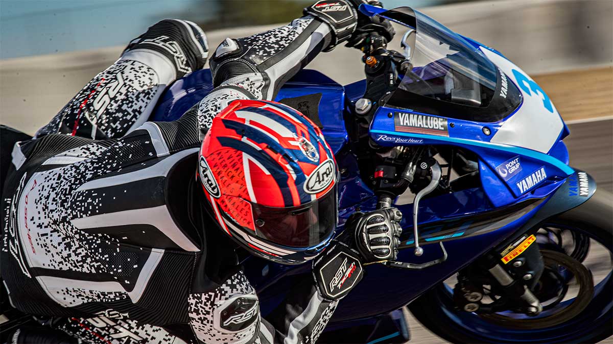 El primer casco FIM 2 es ya una realidad y lo firma Arai 1 Arai RX-7V EVO Racing FIM 2