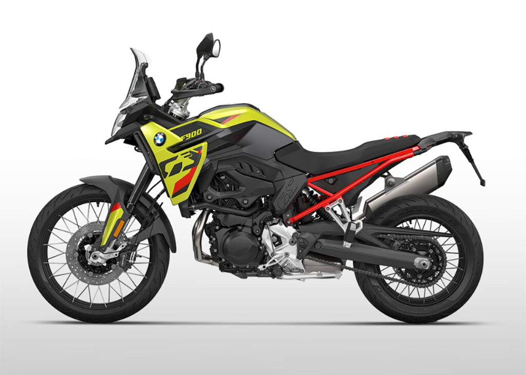 Este es el precio de la Moto Guzzi Stelvio y las motos trail que se presentan como principales rivales 10 BMW F 900 GS 2024