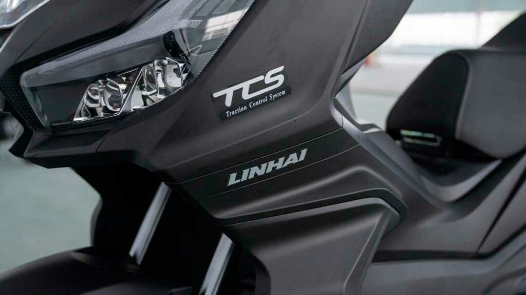 El Linhai ADV Buck 125 es un scooter crossover muy equipado y a precio de escándalo 10 Linhai ADV Buck 125