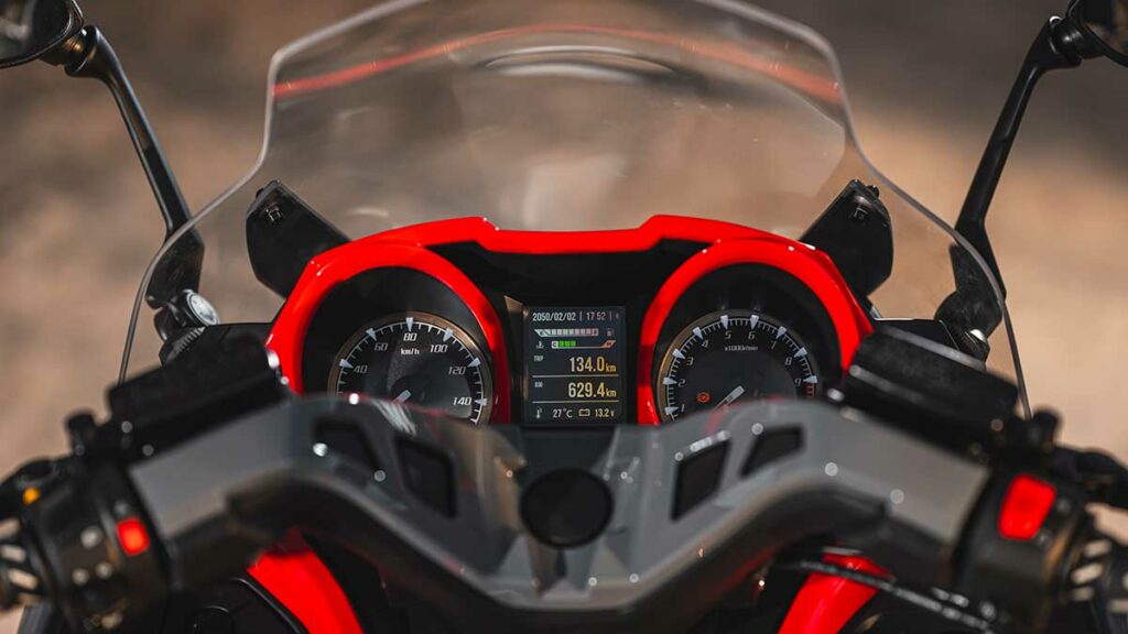 El MITT GT-MAX 330 llega con mucha tecnología y un precio imbatible 13 MITT GT-MAX 330