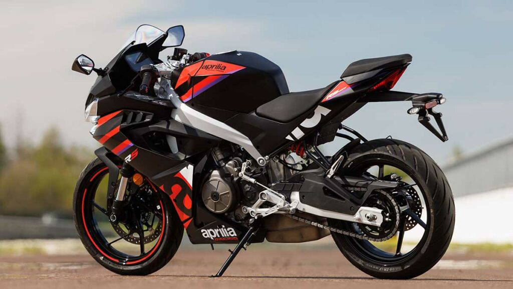 Sensaciones deportivas a tu alcance con la Aprilia RS 457 y carnet A2 12 Aprilia RS 457