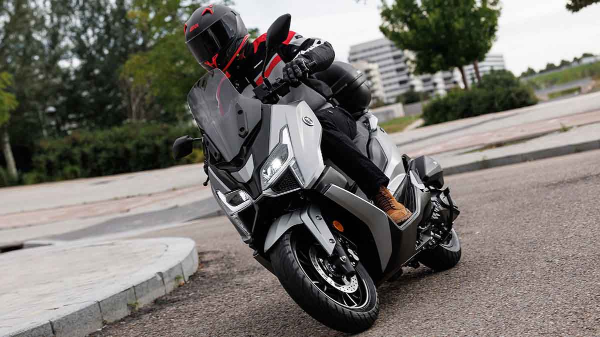 Fotos de los scooter de 125 para el carnet de coche más baratos de cada marca en 2024