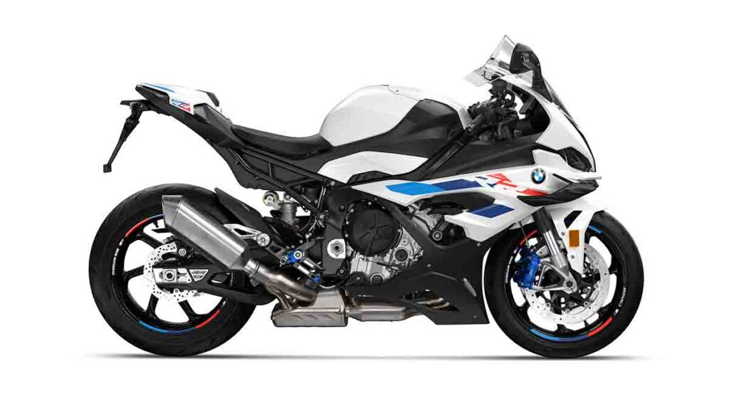 ¿Quieres una moto deportiva para el carnet A? Estas son las motos Sport más baratas de cada marca 13 BMW S 1000 RR 2024