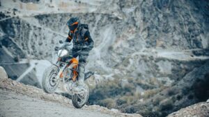 Fotos de las motos trail más ligeras para el carnet A2