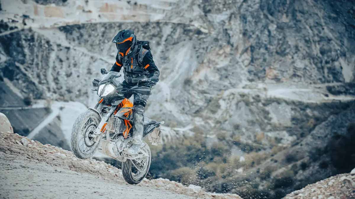 Las motos trail más ligeras para el carnet A2: son pesos pluma