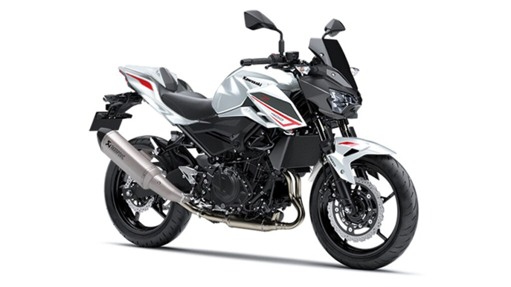 La moto naked Kawasaki Z400 te propone un descuento acompañado del seguro gratis 10 Oferta Kawa-Go! de la Kawaxaki Z400