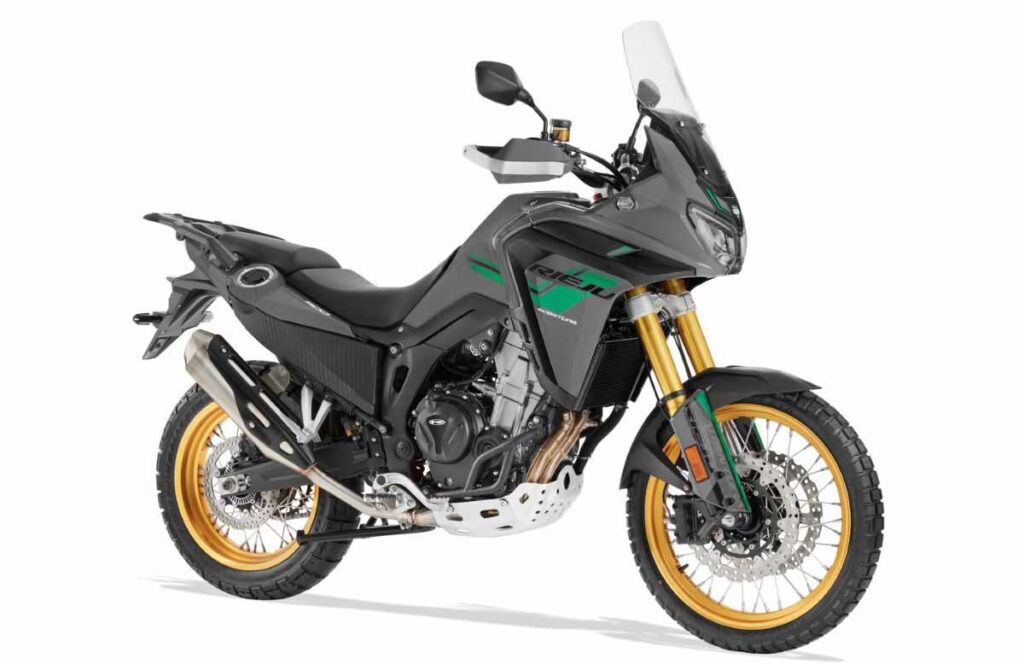 Motos trail para el carnet A2: estos son los precios y las rivales de la Royal Enfield Himalayan 450 23 Rieju Aventura 500