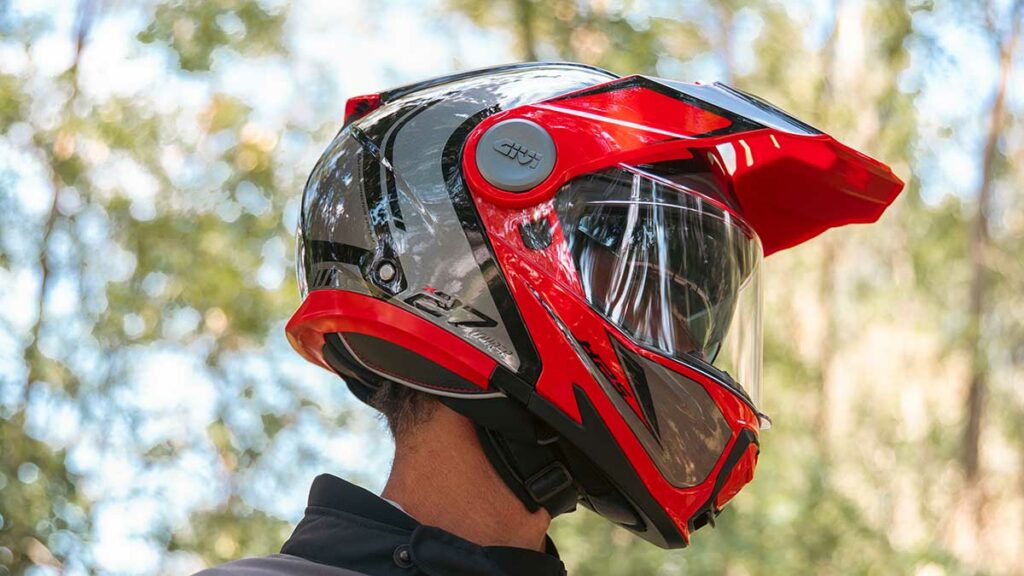 Llega una versión actualizada para estos cascos adventure de GIVI 11 GIVI cascos modulares ECE 22.06
