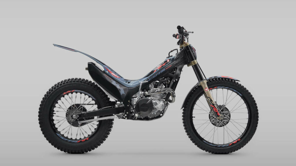 Montesa recibe un importante galardón por su trayectoria empresarial 11 Montesa Cota 301