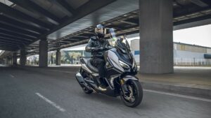 Fotos de los nuevos scooters 2024 QJ Motor