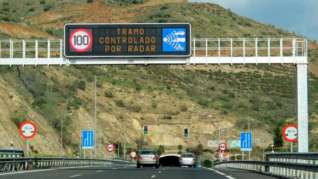 Lista actualizada de todos los radares de tramo que la DGT tiene en España por provincias 12 radares de tramo