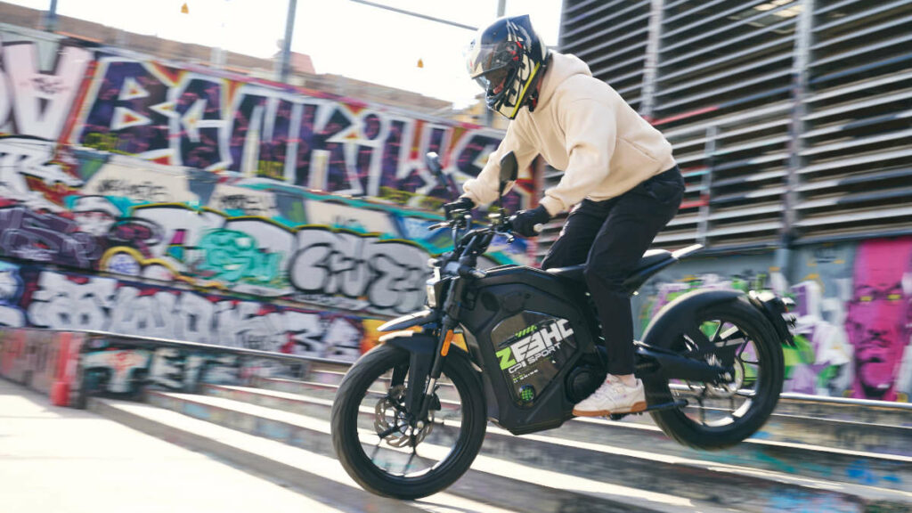 Pierer Mobility se asocia con Zeeho para distribuir sus modelos cero emisiones 11 Zeeho City Sport