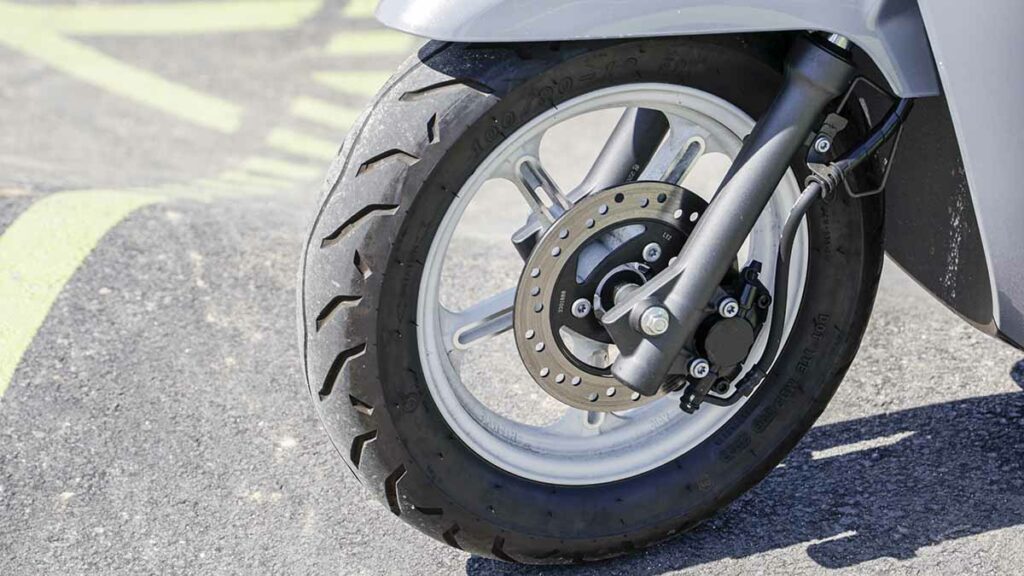 El Ariic Gemma es un scooter simpático, muy equipado y a buen precio 13 Prueba Ariic Gemma