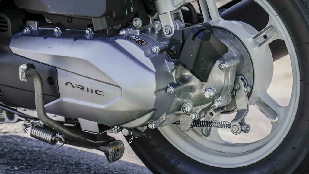 El Ariic Gemma es un scooter simpático, muy equipado y a buen precio 12 Prueba Ariic Gemma