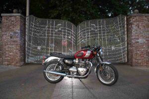 Fotos de la Triumph T120 «Elvis Presley réplica»