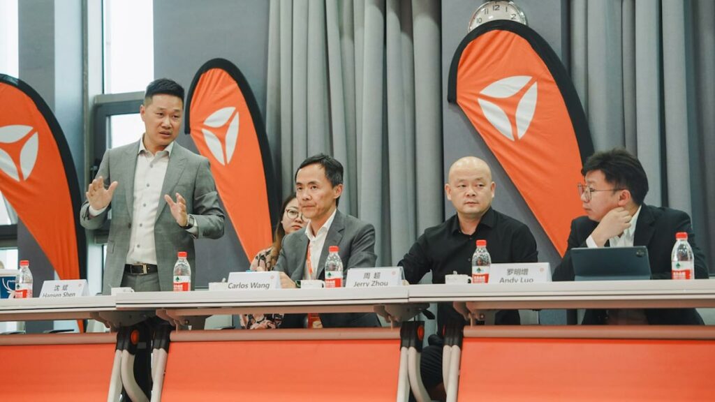 Viajamos a China para probar las dos Yadea que cambiarán el panorama de la moto eléctrica en Europa 23 Yadea 11