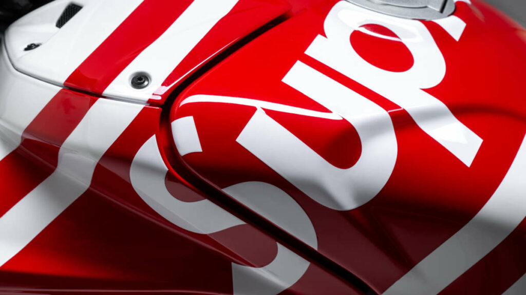 Ducati lanza la Streetfighter V4 S con más 'flow' 12 Ducati Streetfighter V4 Supreme