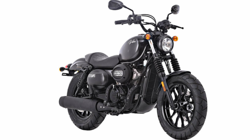 Tu moto custom 125 para el carnet B de coche más barata con la oferta de esta Hyosung 11 Hyosung Bobber GV125S Cruiser