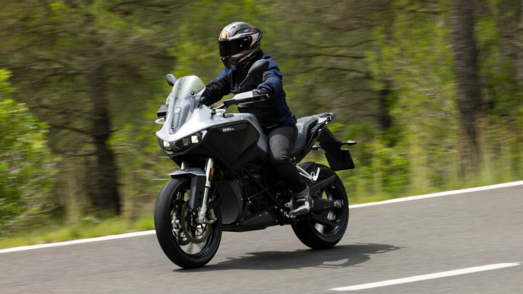 Prueba de las Zero SR y DSR 2024: sorpresa A2 17 Presentación Zero SR y DSR 2024