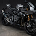 Triumph Speed Triple 1200 RR Breitling