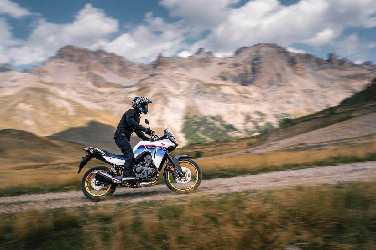 Fotos de la Honda XL750 Transalp 1 ¿Eres de moto trail? Compra ahora tu Honda XL750 Transalp y ahorra más de 1.000 euros