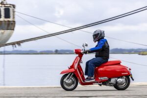 Fotos de la presentación de la Lambretta G350