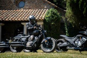 Fotos de las rivales de las motos cruiser Benda Chinchilla 500 V2 y Benda Napoleon Bob 500 V2