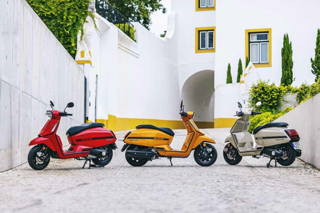 El Lambretta X300 es un nuevo rival peligroso para la reina de los scooter retro 13 Presentación Lambretta X300 2024