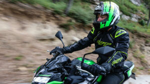 Fotos de los nuevos diseños de los cascos Arai