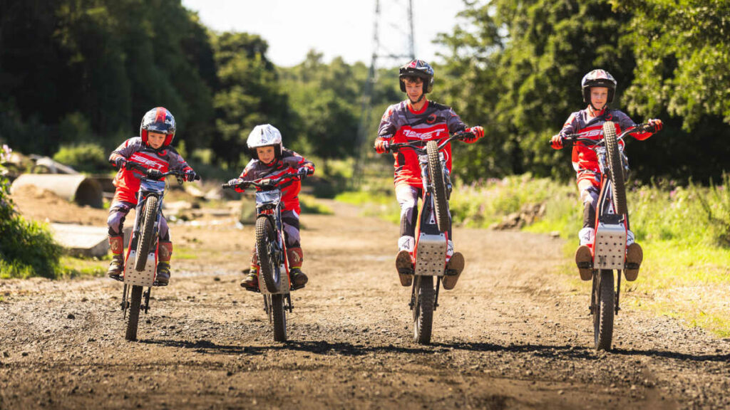 OSET, la marca de motos eléctricas offroad, reaparece de la mano de Triumph 12 Marca de motos de trial OSET