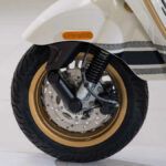 Vespa 946 Christian Dior Edition