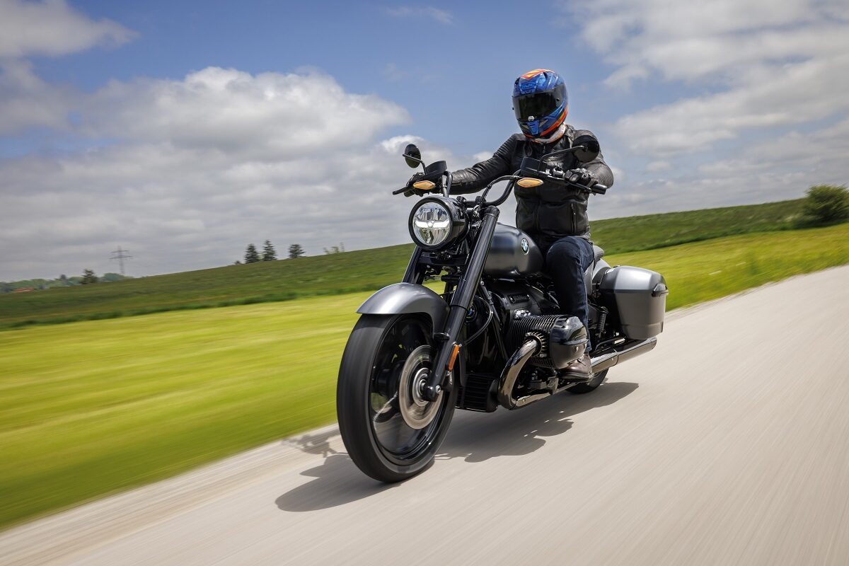 Las motos custom más caras a la venta en 2024, ¿cuánto pagarías por ellas? 3 BMW R18 Roctane, acción