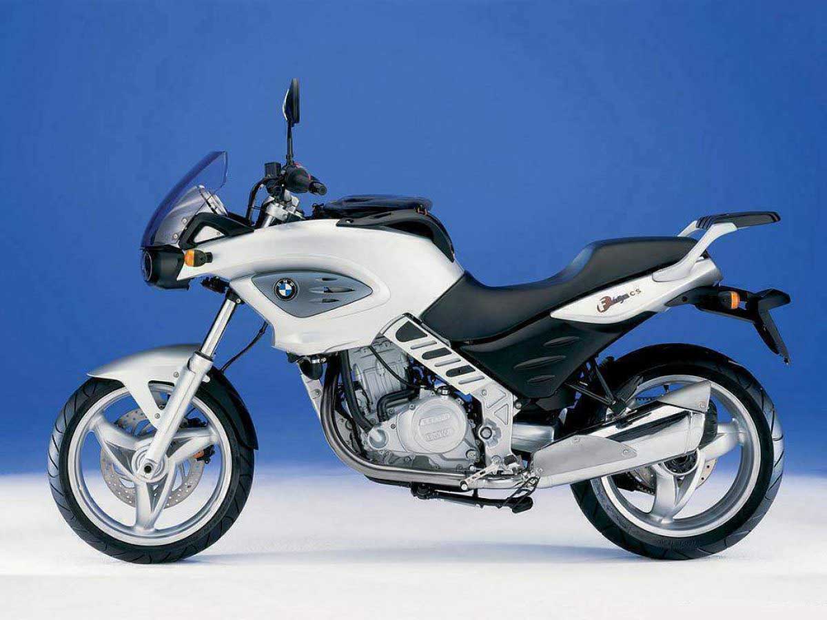 Una BMW Scarver lleva 10 años parada, le ponen la batería, le inflan las ruedas.... ¡y arranca! 4 BMW F 650 CS Scarver