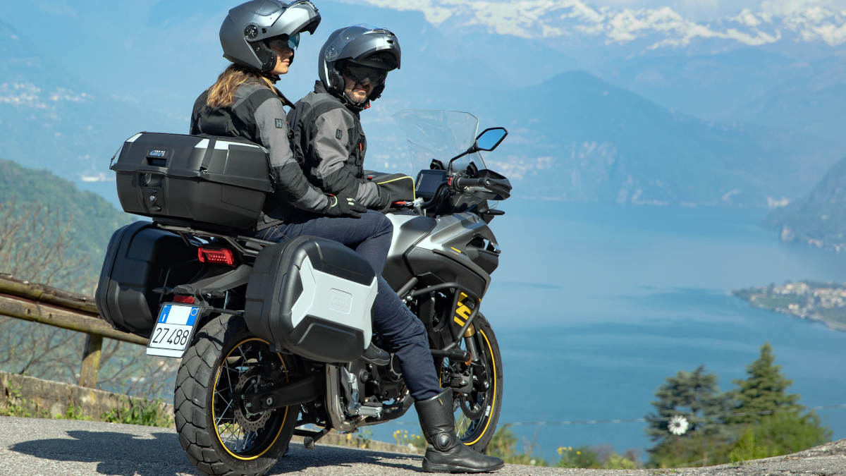 GIVI presenta las maletas definitivas para los más aventureros