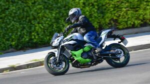 Fotos de la prueba de la Kawasaki Z7 Hybrid