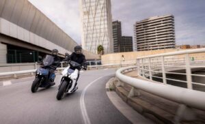 Fotos de Rieju y Ray, unidos en la producción de scooter eléctricos