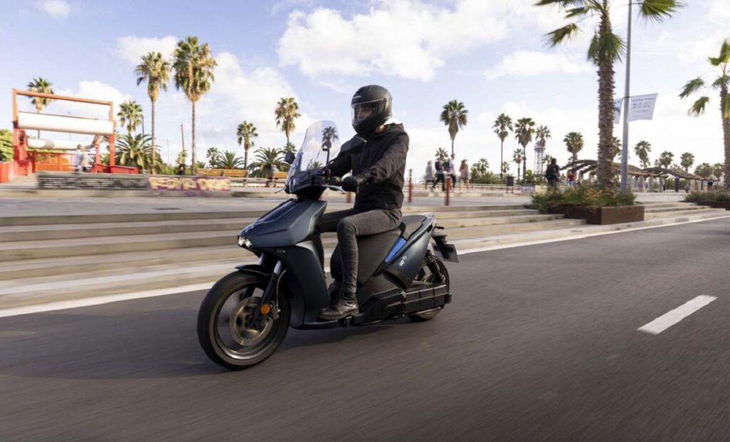 Rieju compra la empresa que fabrica uno de los mejores scooter eléctricos del momento, si no el mejor 12 Rieju compra la empresa también española que produce el scooter Ray 7.7