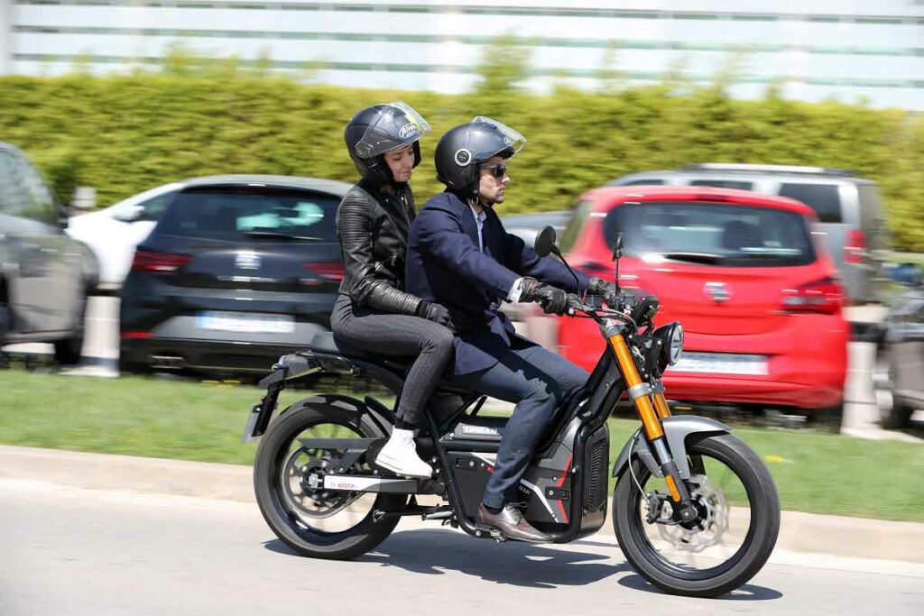 Rieju compra la empresa que fabrica uno de los mejores scooter eléctricos del momento, si no el mejor 11 Rieju compra la empresa también española que produce el scooter Ray 7.7