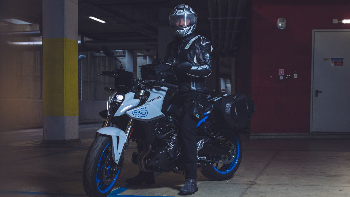 Tu moto, preparada y camuflada con la nueva línea de Kappa