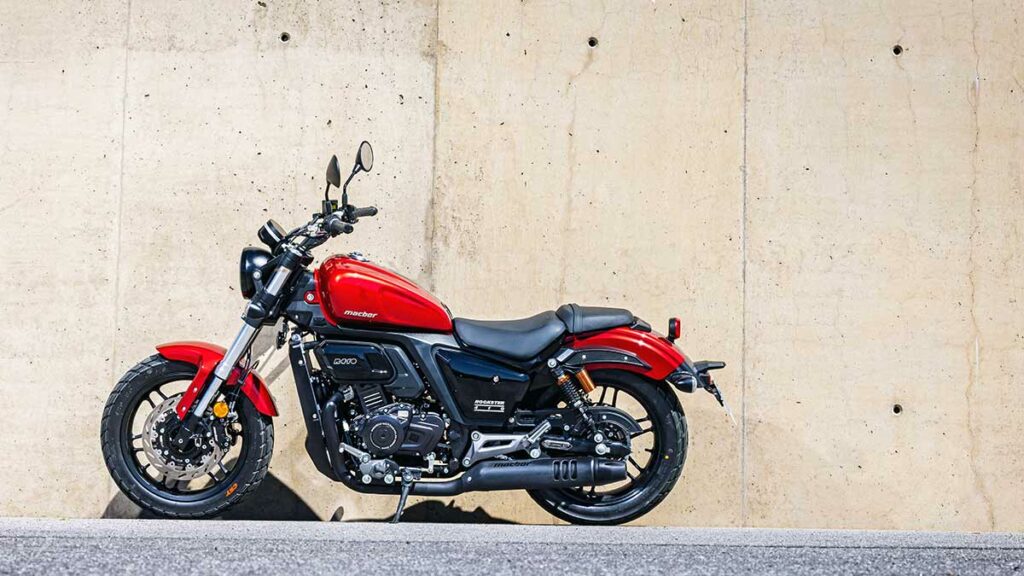 Probamos la nueva moto de Macbor para el carnet A2 que nace en España con pasaporte de China, habla inglés y tiene un precio difícil de creer 13 Fotos primera prueba Macbor Rockster 410 2024