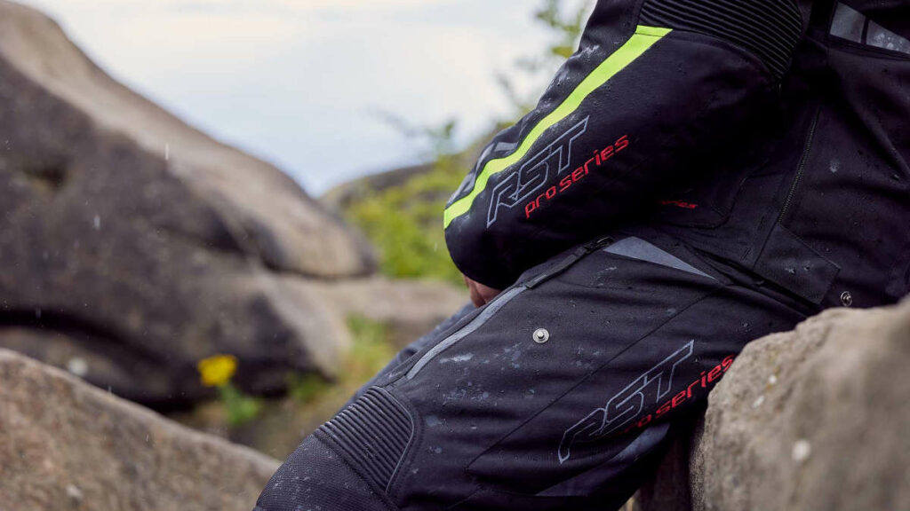 El conjunto trail más mítico de RST se renueva por completo 13 Conjunto RST Pro Series Paragon 7