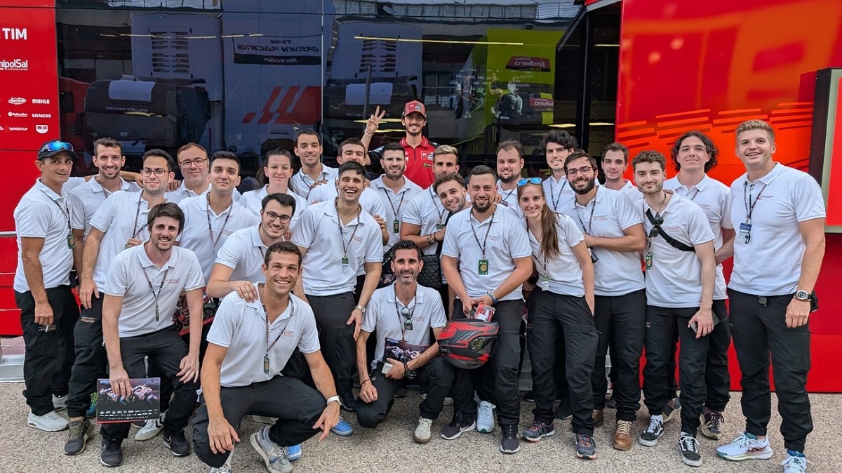 El GP de Aragón de MotoGP recibió la visita de los estudantes del Máster en Ingeniería del Motorsport