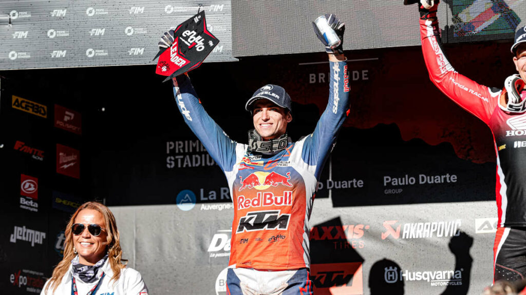 Doblete Mundial para Josep García: títulos de EnduroGP y Enduro 1 13 Josep García campeón del mundo EnduroGP 2024