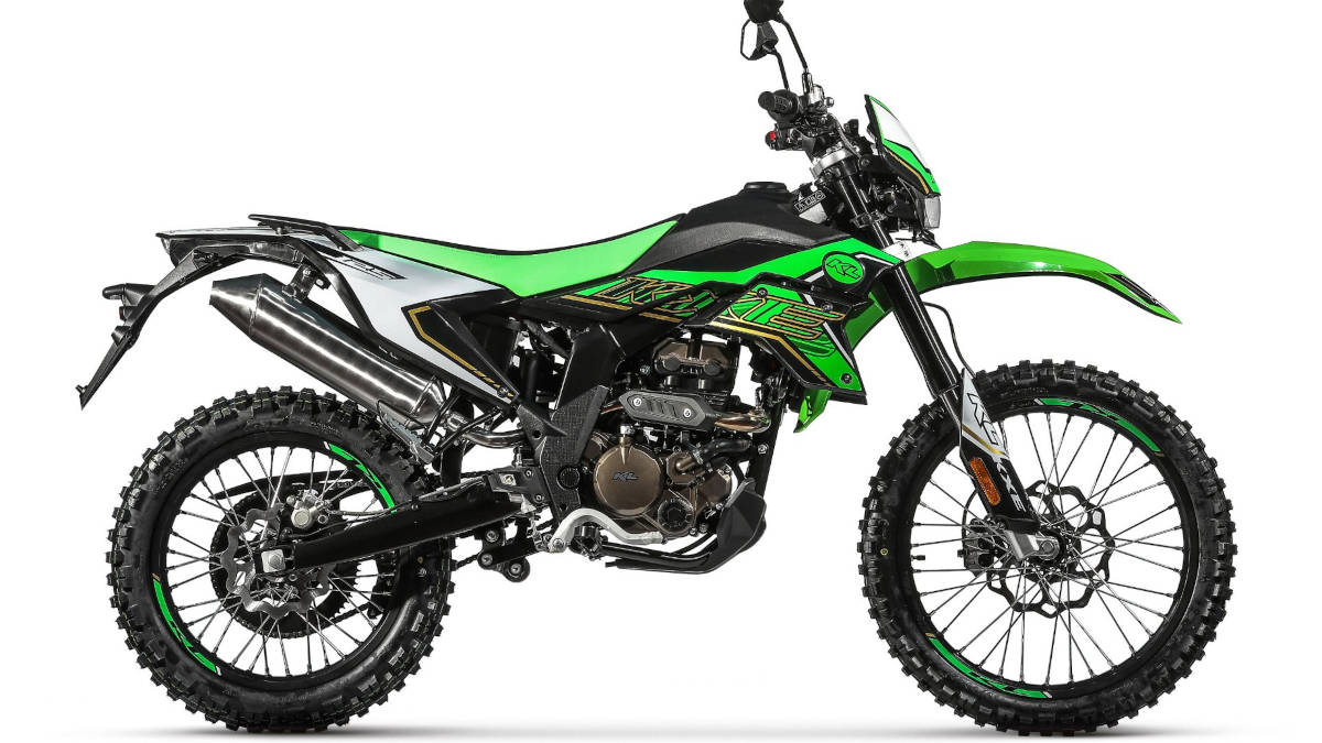 La marca KL presenta sus dos novedades de 125: las KXE 125 Enduro y Motard