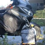 Equipamiento para la lluvia en moto: manta para scooter