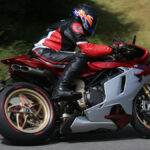 Prueba de la MV Agusta Superveloce 1000 Serie Oro (Parte 2)