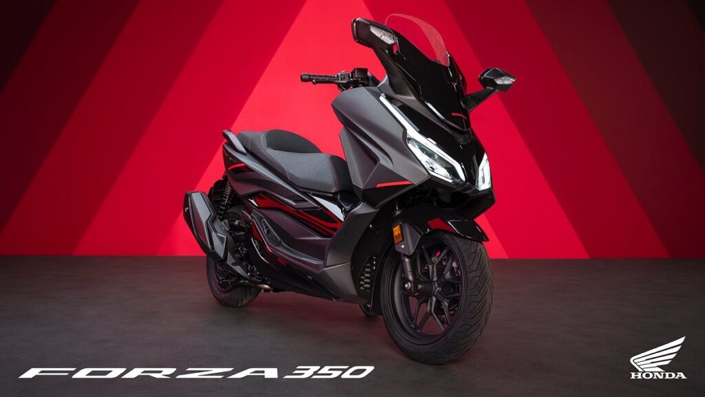 9 marcas con scooters para el carnet A2 que son novedades en 2025 13 Fotos de los Honda Forza 125, 350 y 750 en su nueva versión 2025