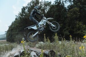 Fotos de las Husqvarna TE 300 Pro y FE 350 Pro 2025